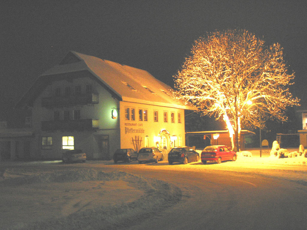 Landgasthof Pfeffermuehle ケットシャッハ＝マウテン エクステリア 写真